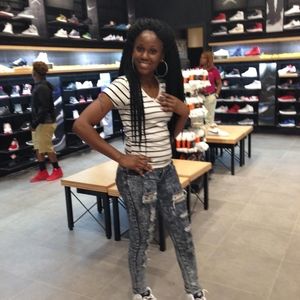 Meet your Posher, Bre